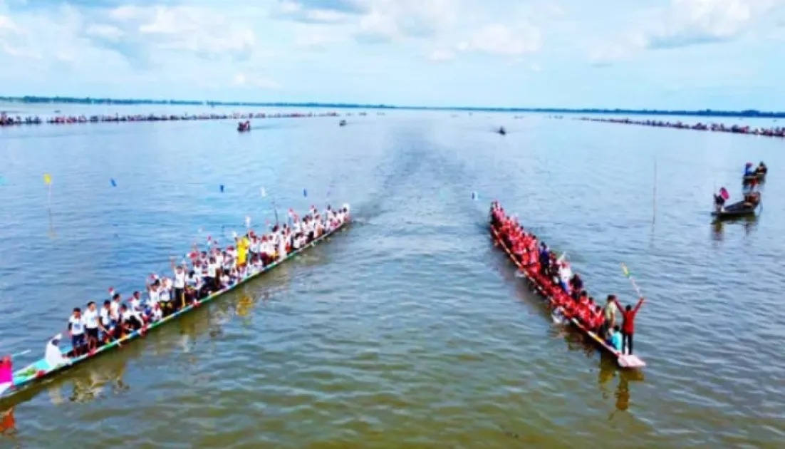 শান্তিগঞ্জে নৌকাবাইচ ঘিরে দুই পক্ষের টানাপোড়েন, বন্ধের দাবি